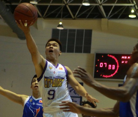 Bỏ lỡ nhiều cơ hội, HN Buffaloes chưa có vé vào bán kết