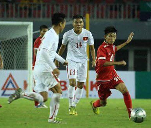 Hòa chủ nhà Myanmar, U.19 Việt Nam vươn lên đầu bảng