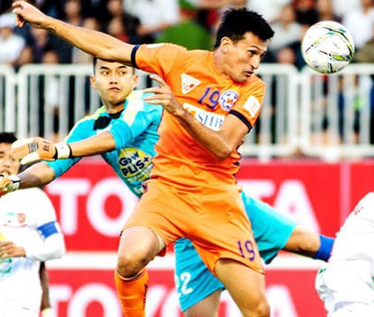 HA.GL tìm cách hóa giải tiền đạo Gaston Merlo