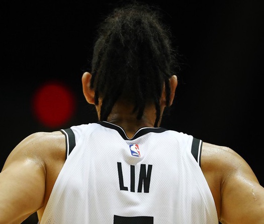Jeremy Lin có nguy cơ giải nghệ vì chấn thương nghiêm trọng