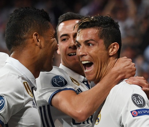 Cris Ronaldo - "Mr 100" của châu Âu 