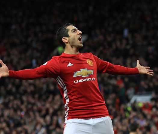 Hết thời câm lặng, Mkhitaryan đem quà về cho Man Utd