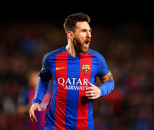 Messi lập kỳ tích, Barcelona lấy lại ngôi đầu từ tay Real Madrid