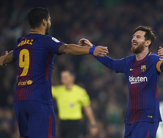 Thống kê ngoạn mục của Messi - Suarez giúp Barca thắng 5 sao