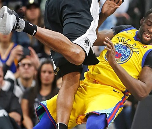 Tin NBA 20/03: Bị sao quả tạ chiếu, Warriors mất toàn bộ Big-4