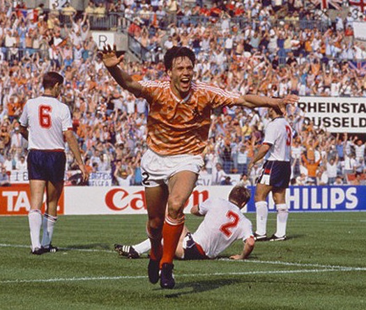 Chiêm ngưỡng 10 bàn thắng ở những góc siêu tưởng