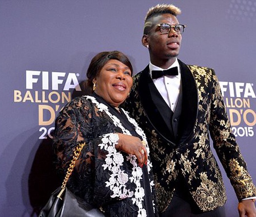 Mẹ con Pogba cướp danh hiệu ‘thảm họa thời trang’ của Messi