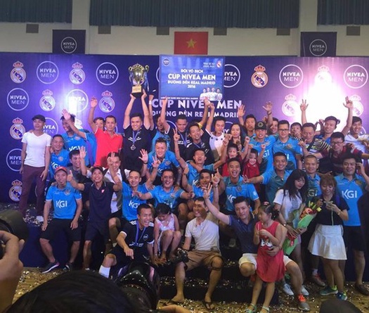 Video Thành Đồng vô địch giải đấu giành vé tới Real Madrid