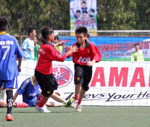 THCS Ngô Tất Tố đả bại THCS Nguyễn Du để ghi tên mình vào trận chung kết