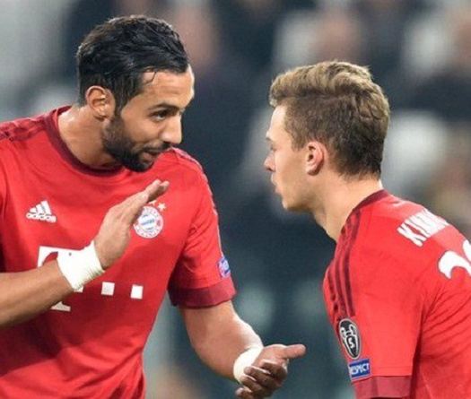 Hàng thủ Bayern: Chọn Kimmich hay Benatia?