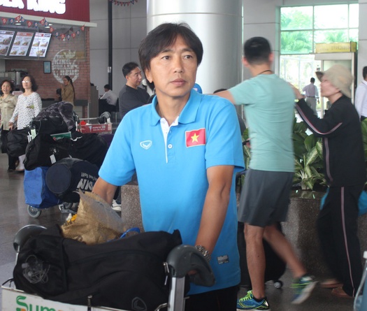 HLV Miura cô đơn khi về Hà Nội