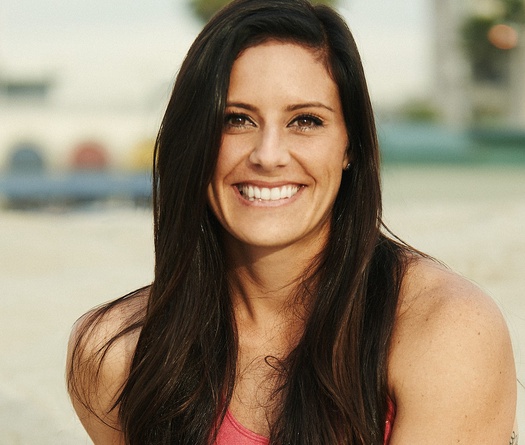 Vẻ đẹp tựa nữ thần của nữ cầu thủ Ali Krieger