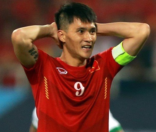 Công Vinh nên rút lại quyết định giã từ sự nghiệp?