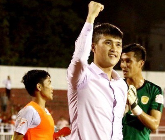 Những dấu hỏi đằng sau trận derby TP.HCM