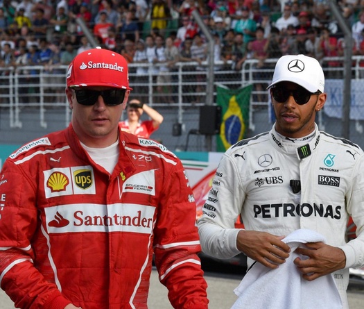 Lewis Hamilton nhắm tới kỷ lục của Raikkonen ở chặng đua Bahrain cuối tuần này