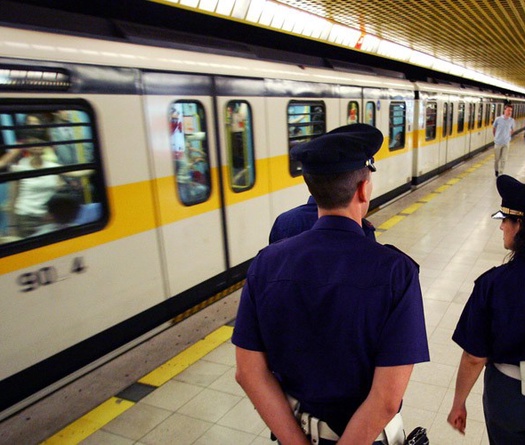Tìm thấy vật thể lạ nghi là “bom” cách sân San Siro chỉ 6 km