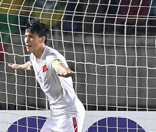 Công Vinh được FourFourTwo chấm điểm xuất sắc nhất trận gặp Myanmar 