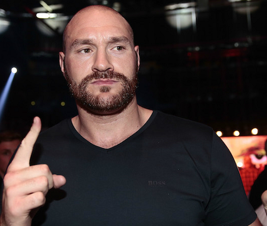 Tyson Fury rút khỏi trận bảo vệ đai với Wladimir Klitschko