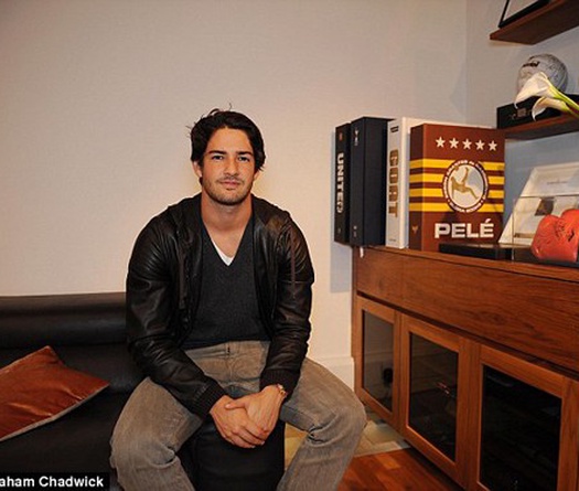 Pato về Chelsea: Khi “Vịt con”còn muốn nhảy theo nhạc