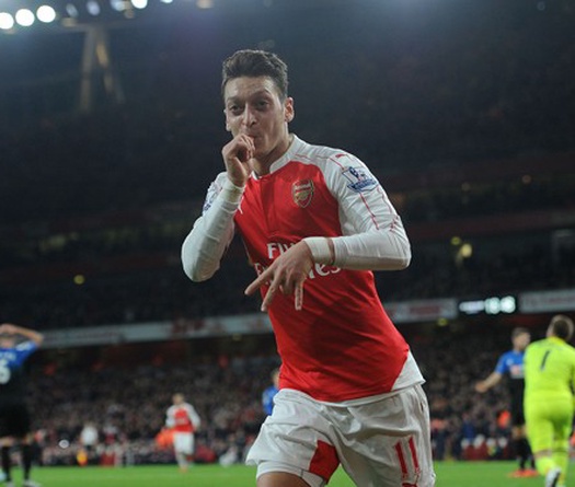 19h45 (20/02), Arsenal - Hull: Trông vào ánh mắt Oezil!