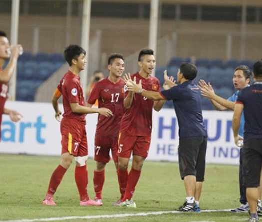 Hai tuyển thủ U20 Việt Nam bất ngờ chưa hội quân cùng đồng đội tại Nha Trang