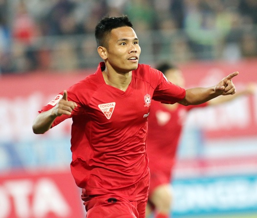 Ngày về cảm xúc của cầu thủ xứ Thanh trong màu áo Hải Phòng