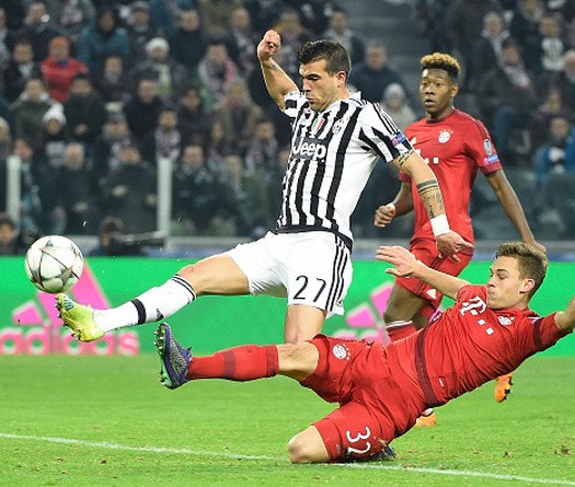 Juventus 2-2 Bayern Munich: Trả giá vì Kimmich