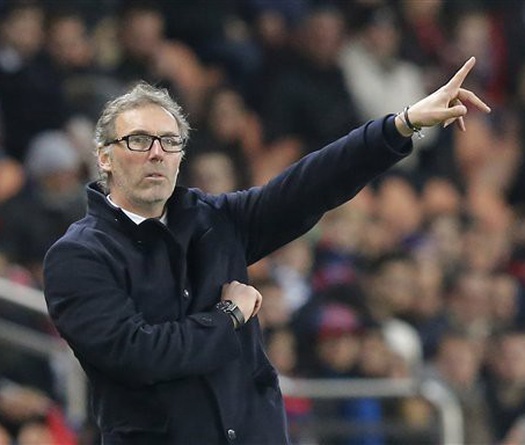 Thêm ứng viên thay thế Louis van Gaal