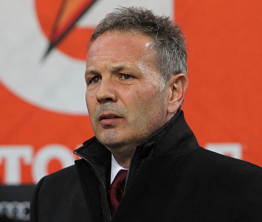 Mihajlovic chỉ còn đợi AC Milan thông báo quyết định sa thải
