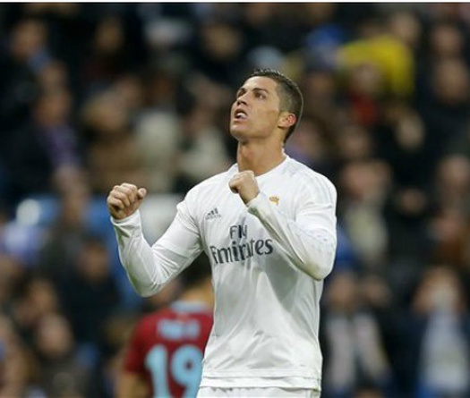 Real Madrid 3-1 Sociedad: Ronaldo cứu rỗi Benitez