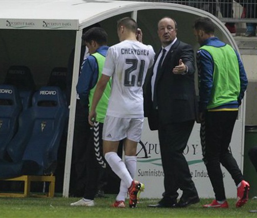 Sử dụng cầu thủ treo giò, Real đứng trước nguy cơ bị loại