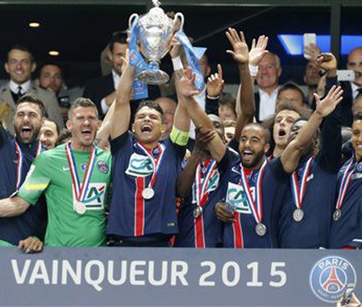 Auxerre 0-1 PSG: Cavani ghi bàn, PSG độc tôn nước Pháp