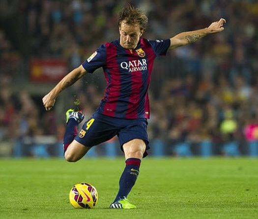 Tiền vệ Ivan Rakitic: Thoát cảnh kìm hãm