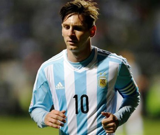 “Messi là Pele của bóng đá đương thời”