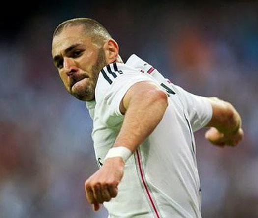Real Madrid chưa từ bỏ thói quen mua siêu sao: Benzema đi, Reus đến?