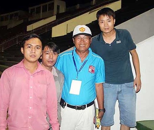 “Thượng đế” đã biết cười