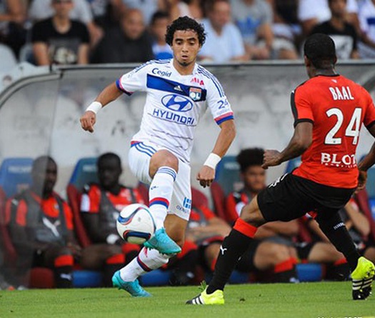 Lyon 1-2 Rennes: Sân nhà không là điểm tựa