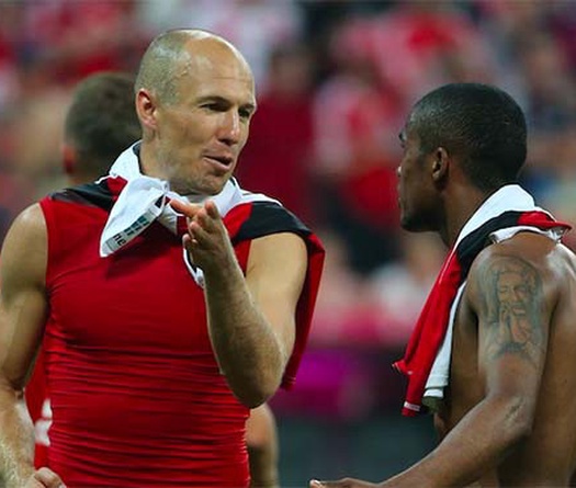 Arjen Robben: “Diễn trò phải vào rạp xiếc”