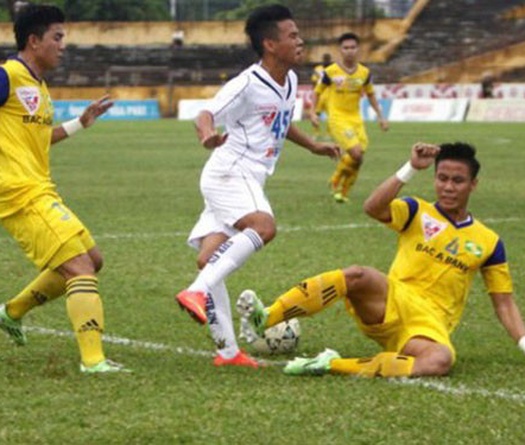 Dựng tóc gáy với pha vào bóng của Quế Ngọc Hải