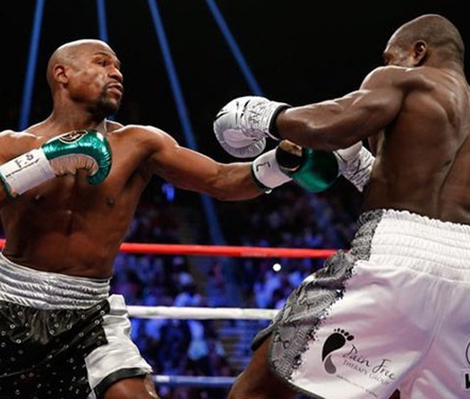 Thắng trận cuối, Mayweather đi vào ngôi đền huyền thoại quyền anh thế giới