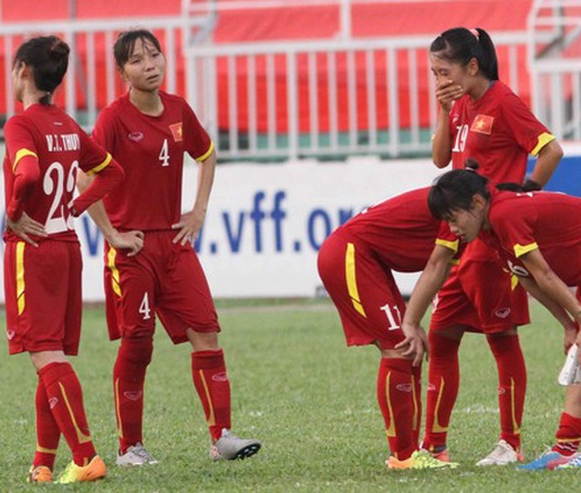 Phía sau kỳ tích của ĐT nữ Việt Nam (Phần 3): Ai tháo “bom nổ chậm”?