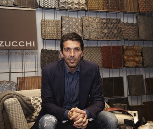 Nhượng cổ phần Zucchi cho người Pháp, Buffon mất 20 triệu euro