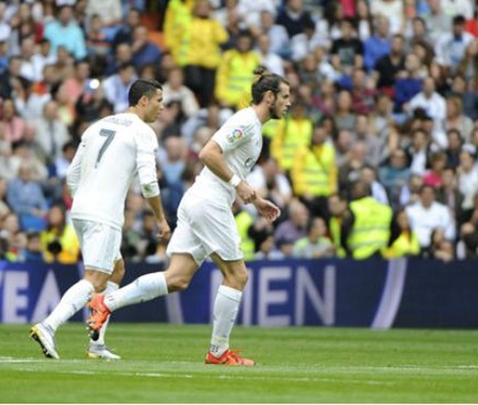 Real Madrid 3-0 Levante: Ba điểm và ngôi đầu