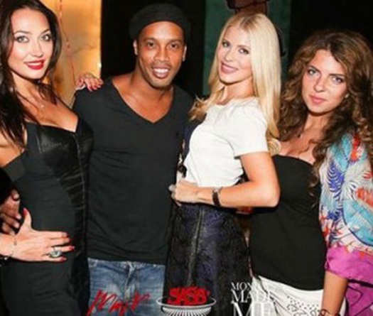 Chiêm ngưỡng bóng hồng của Rô ‘vẩu’ tại Dubai