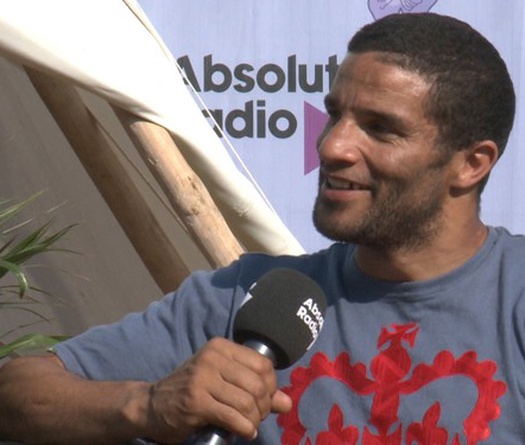 David James: Vì buôn nhà đất ở quê mà suýt phải…ra đê