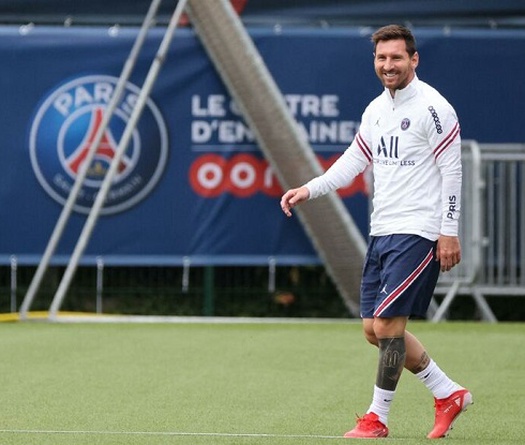 Messi sẽ chính thức đá trận ra mắt PSG trước khi khoác áo Argentina