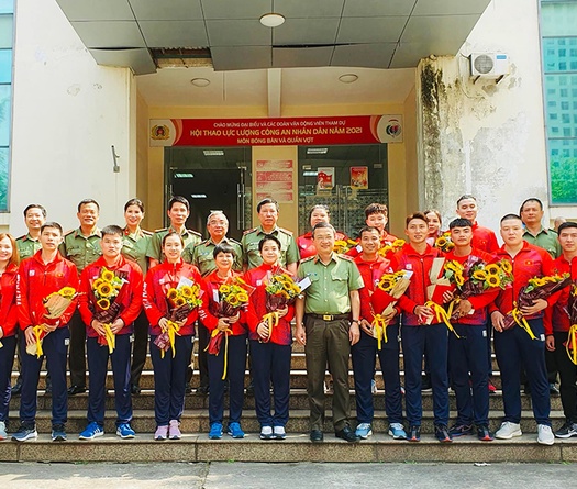 Đoàn thể thao Công an Nhân dân xuất quân khí thế dự SEA Games 31