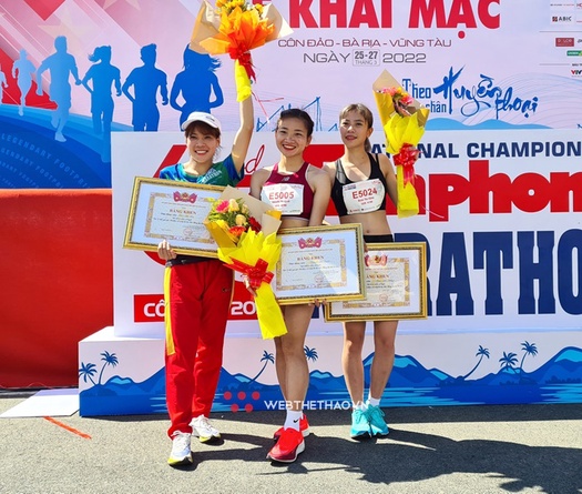 Nguyễn Thị Oanh lập kỷ lục cá nhân 6 năm vô địch Tiền Phong Marathon