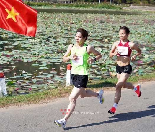 Những phụ kiện cần thiết cho người chạy bộ, sắm ngay trước khi tham gia Viettel Marathon