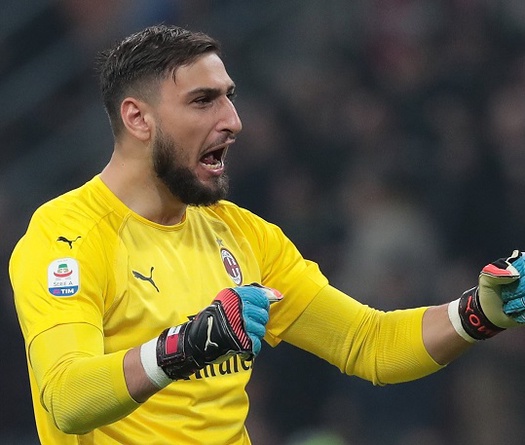 “Siêu cò” Raiola bị buộc tội hủy hoại bóng đá với vụ Donnarumma